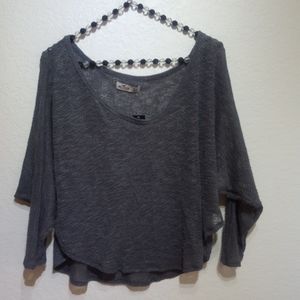 Hollister gray crop top M/L